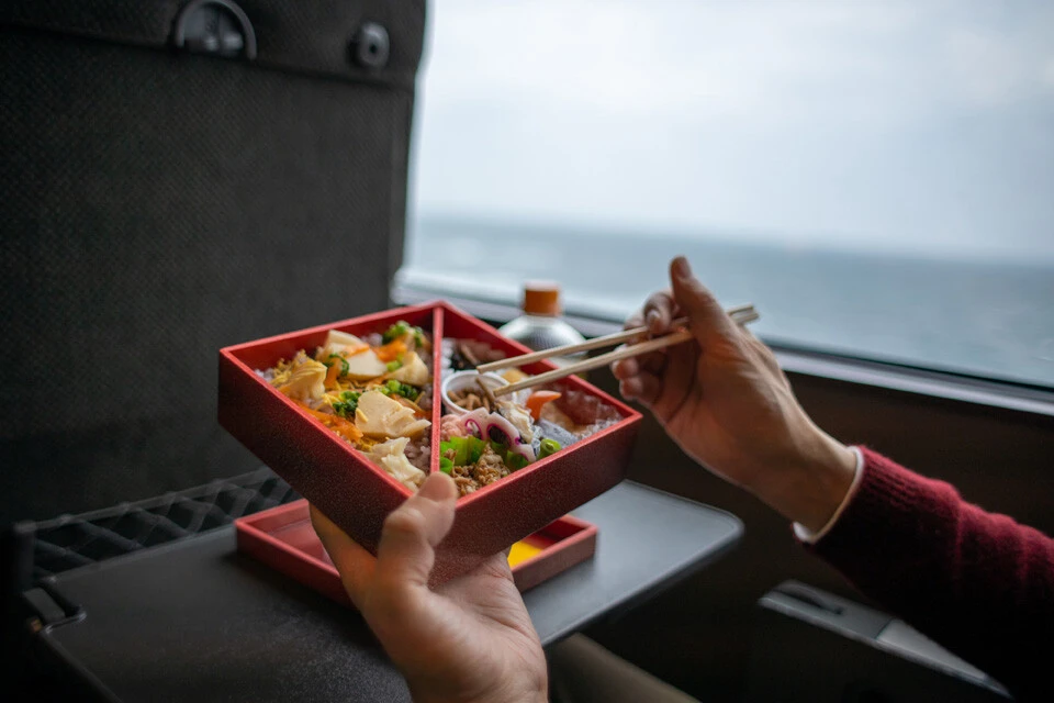 酒のつまみになる「駅弁-1グランプリ」開幕! 郷土料理がたっぷり詰まって楽しい!!